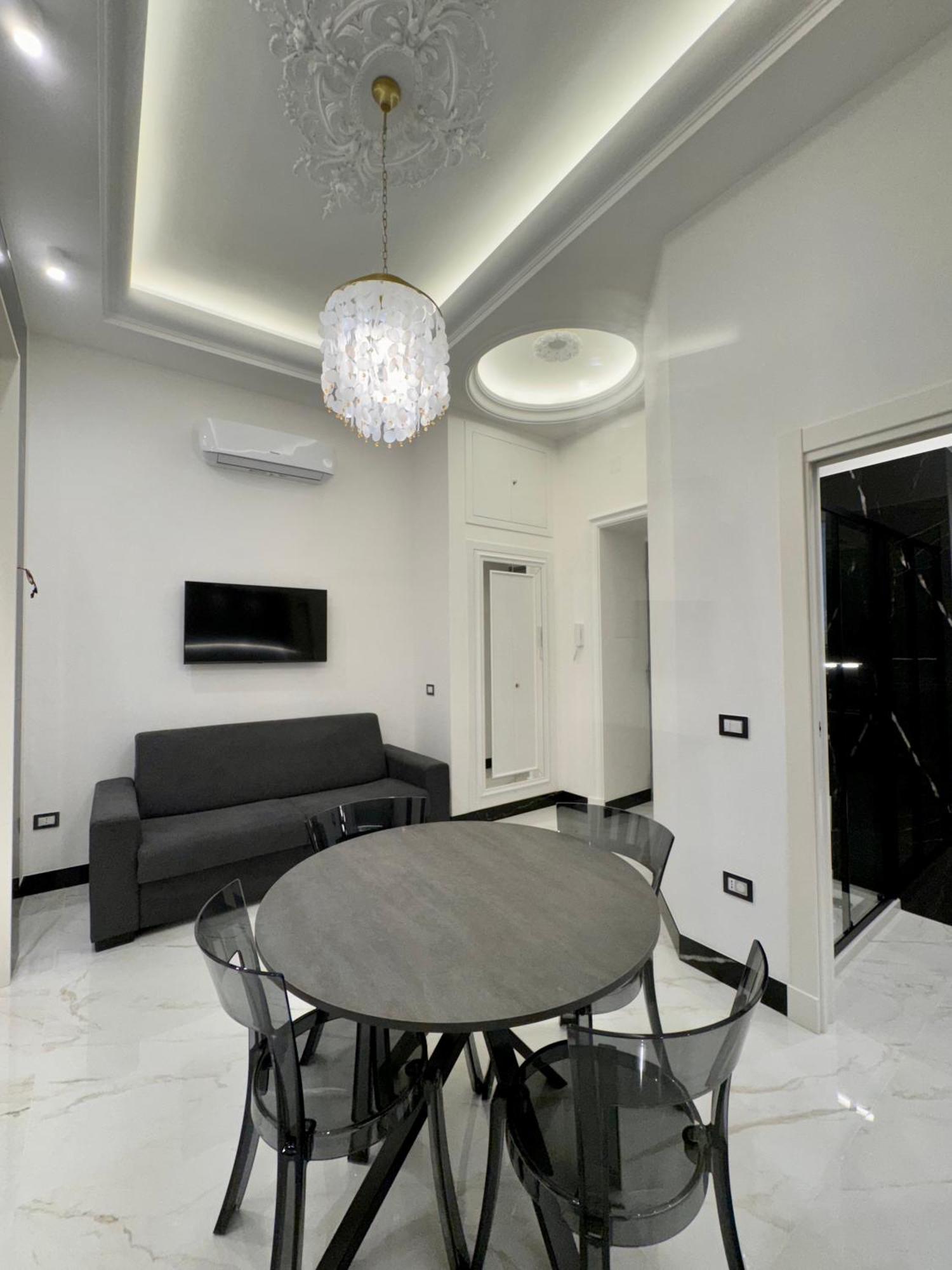 Galasso Apartments Napoli Bagian luar foto