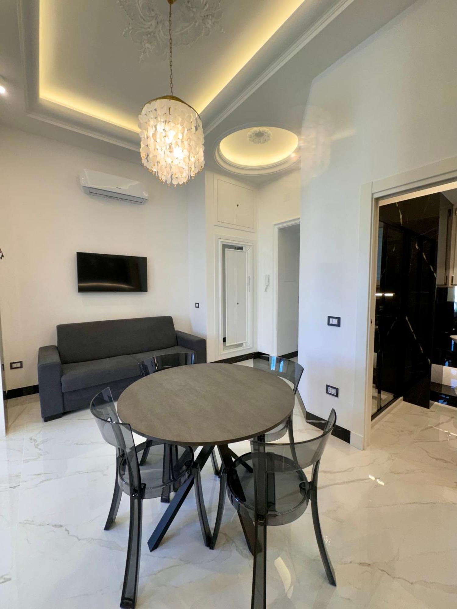 Galasso Apartments Napoli Bagian luar foto